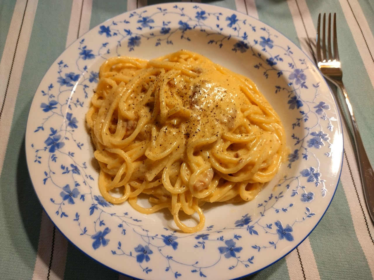 Pasta alla carbonara Pasta alla carbonara